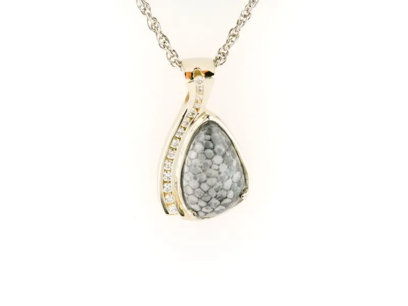 Alaska Sea Coral Asymmetrical Pendant With Side Diamonds