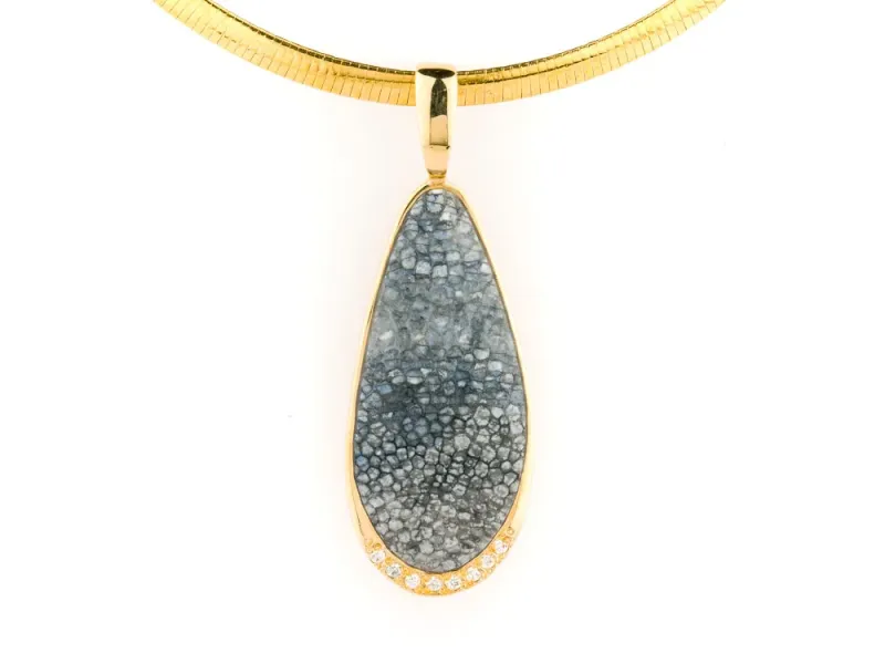 Alaska Sea Coral Teardrop Shaped Pendant With Bottom White Diamonds