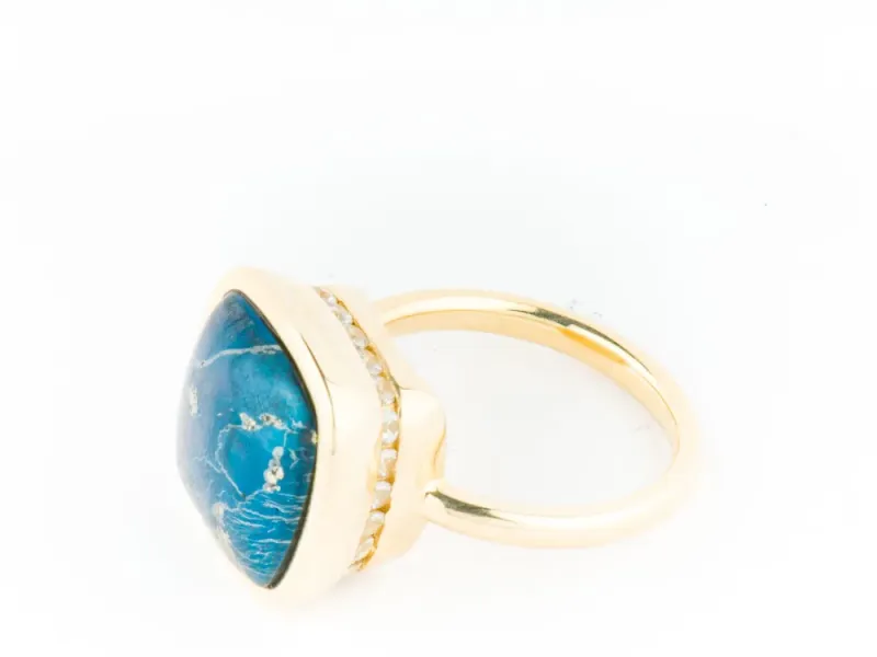 Star Of Alaska Large Ladies Stacking Ring With Surrounding Diamonds