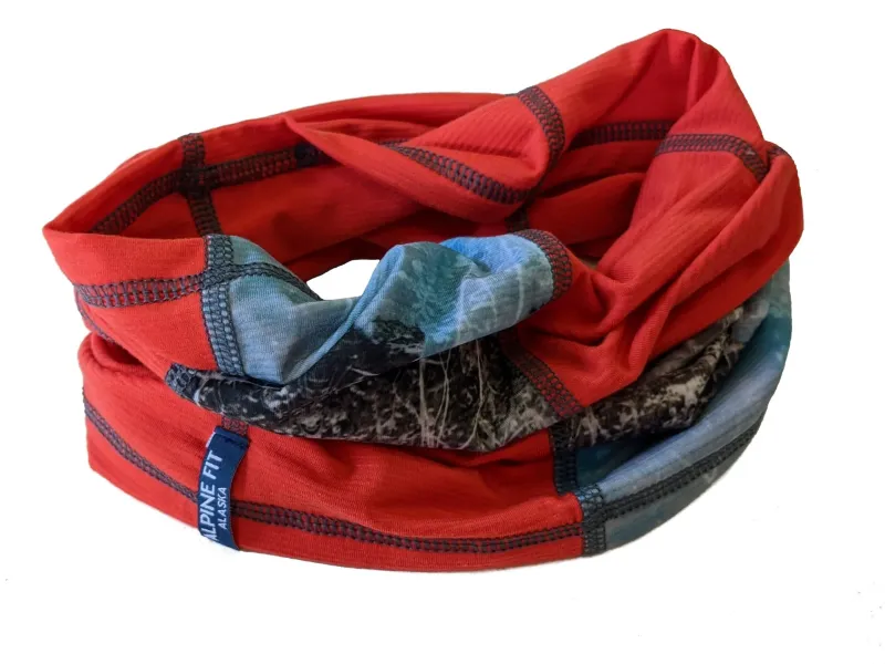 Made in Alaska Neck Gaiter Autumn Red