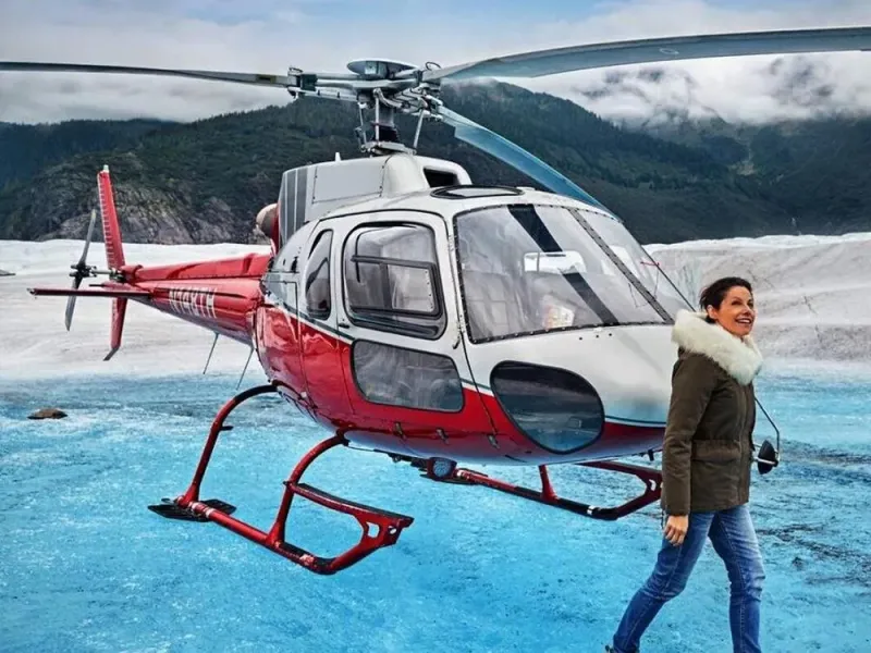 Juneau Mendenhall Glacier and Guided Walk