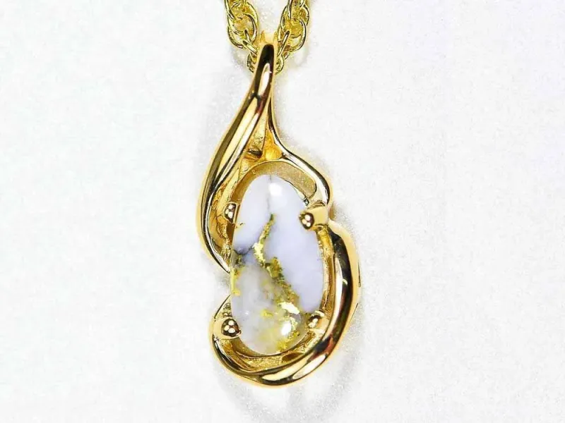Orocal Gold Quartz Oval Pendant - PN784SQX