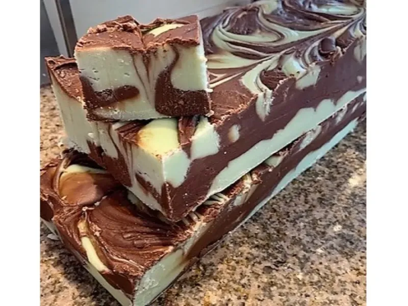 "Glacial Swirl" Mint and Chocolate Fudge