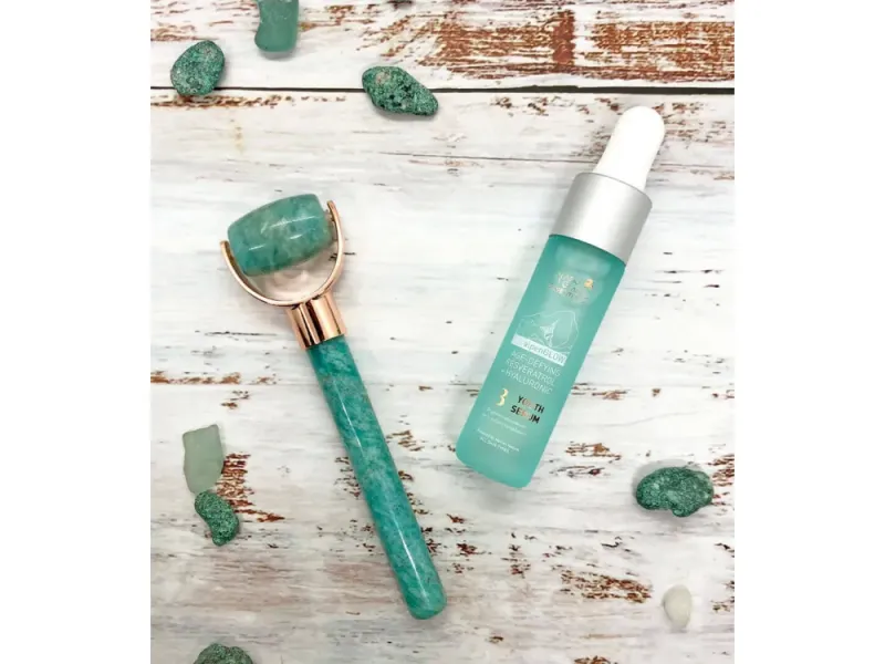 drop and roll Serum + Facial Roller Kit