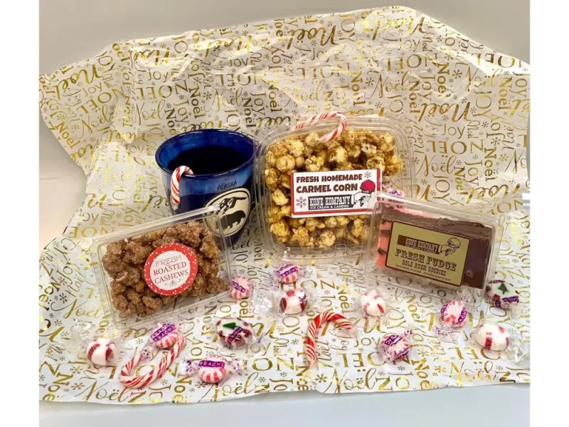 Gourmet Holiday Gift Bundle with Alaska ceramic Mug