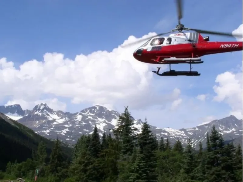 Heli-Hike and White Pass Train Expedition