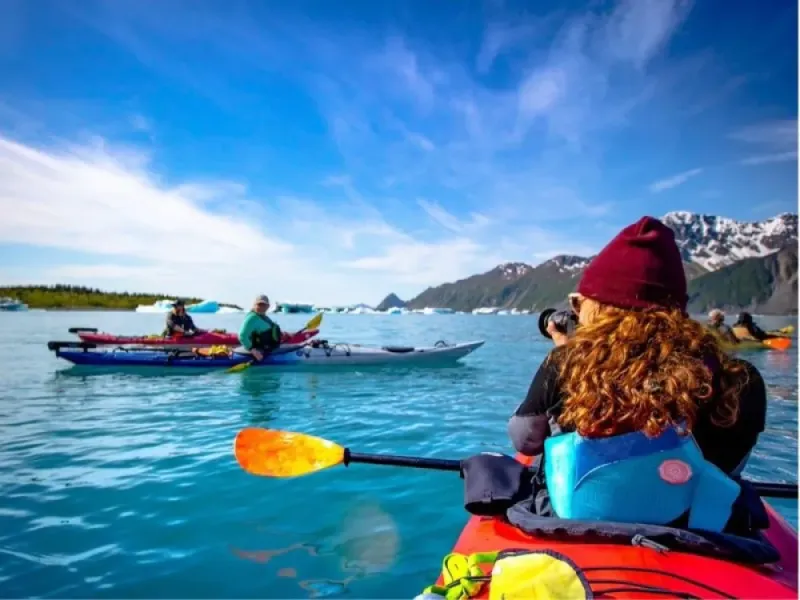 Bear Glacier Heli - Kayak / Full Day