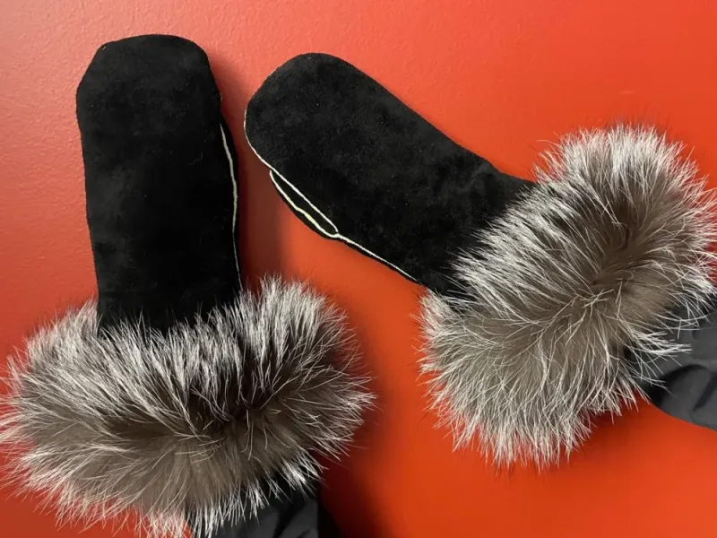 Leather Shearling Mittens With Shadow Fox Trim