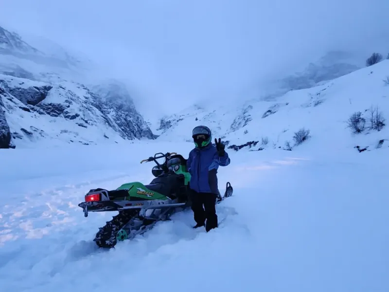 Snowmobile Tours