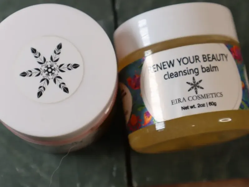 Renew Your Beauty Gel to Milk Face Cleanser