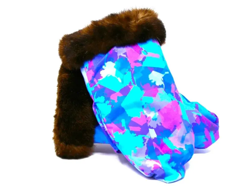 Camo Alaska Mittens with Sea Otter Trim