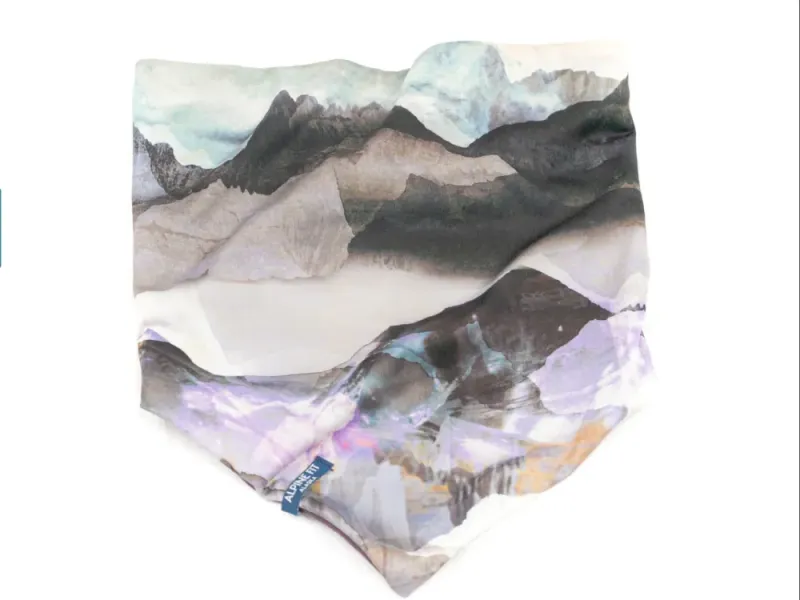 Made in Alaska Mountain V Merino Wool Neck Warmer