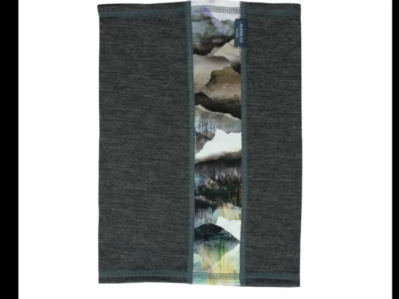 Made in Alaska Geo Merino Wool Neck Gaiter