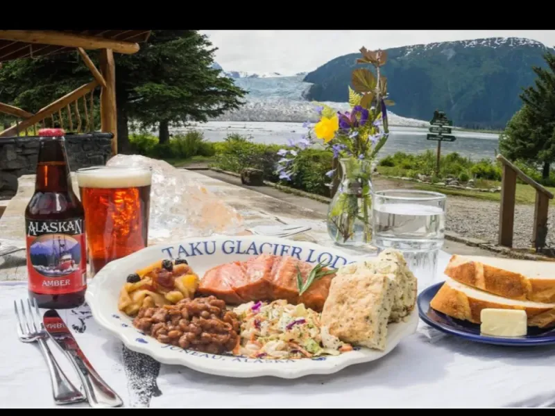 Taku Lodge Feast & 5-Glacier Seaplane Discovery