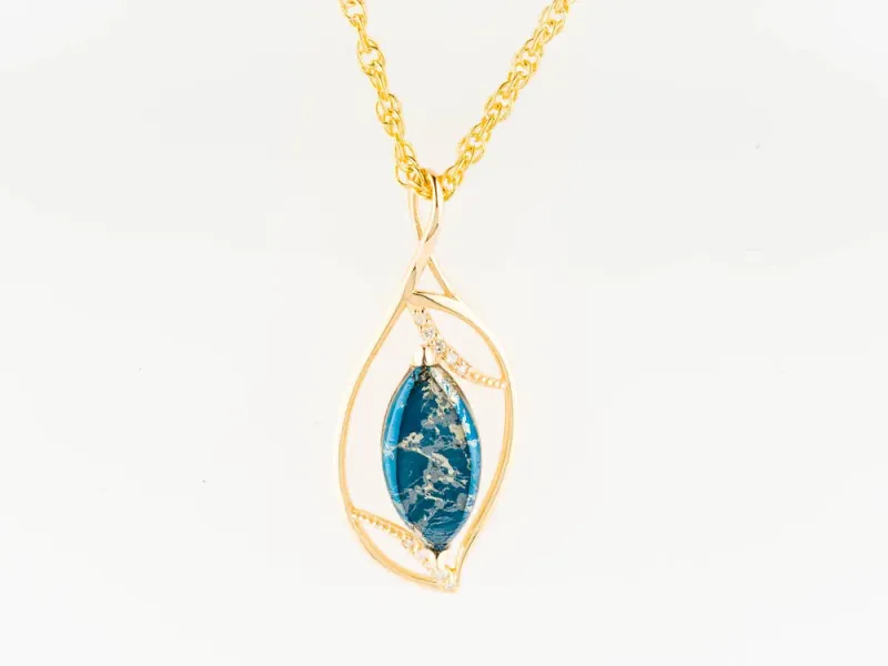 Star Of Alaska Stylized Frame Covellite Pendent With White Diamonds
