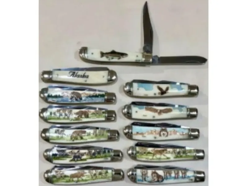 SCRIMSHAW “TRAPPER” KNIFE