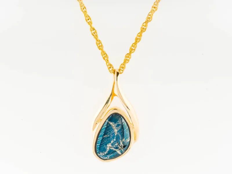 Star Of Alaska Covellite Oblong Pendant