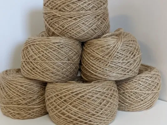 80% Qiviut, 20% Silk Bleached Lace yarn