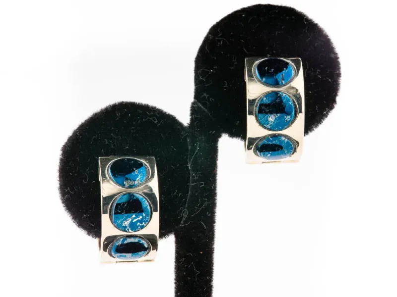 Star Of Alaska Earrings With Three Circular Covellite Inlays