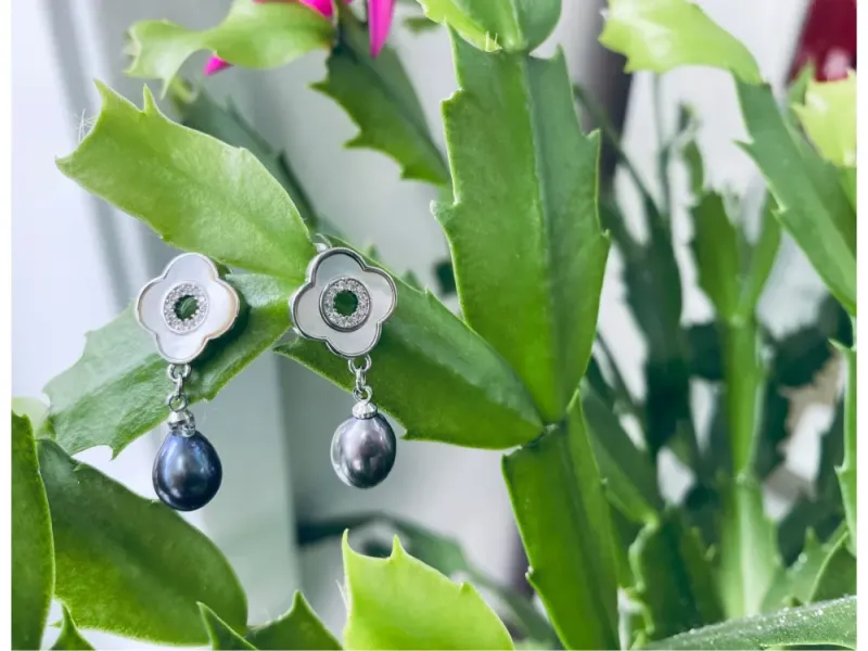 Flower Freshwater Pearl Earrings