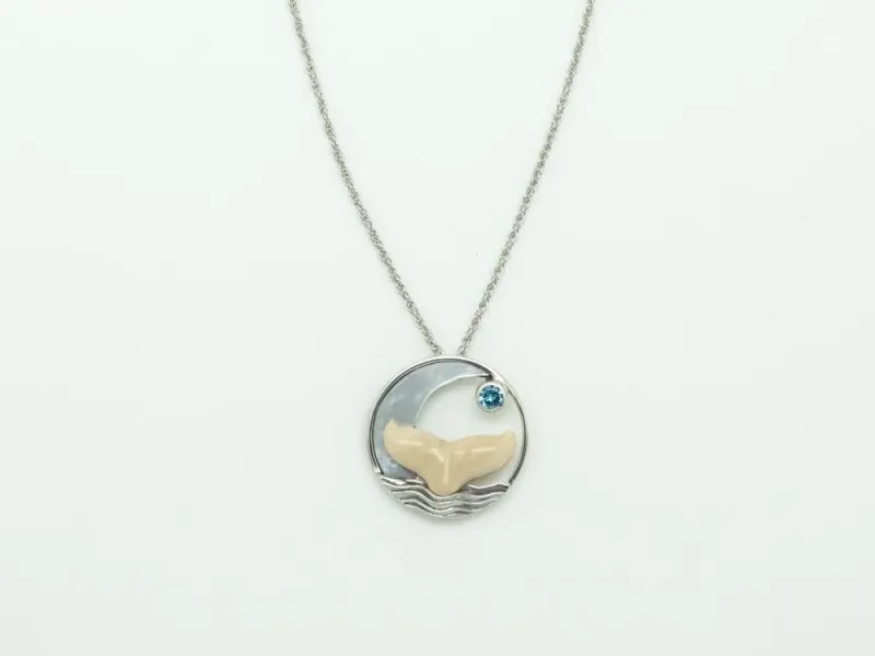Zealandia SS Pendant “Moonrise” Ivory Topaz Moonstone 