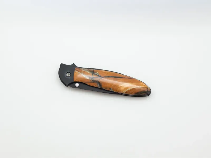 Dyed Mammoth Tooth DLC Kershaw Leak Knife 
