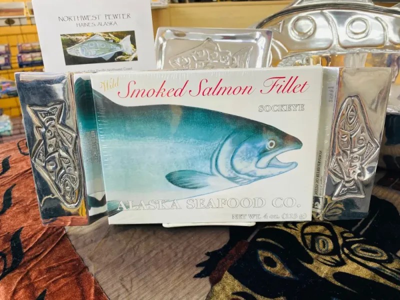 Salmon Cheese Tray With Smoked Salmon Gift Box