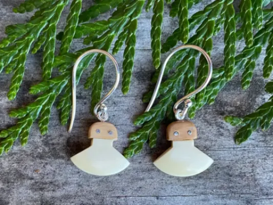 Ivory Jacks Fossilized Woolly Mammoth Ulu Jewelry