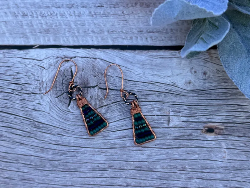 Beaded copper wire dangle earrings
