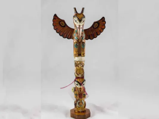 Alaska Black Diamond Raven Stealing The Sun Totem Pole