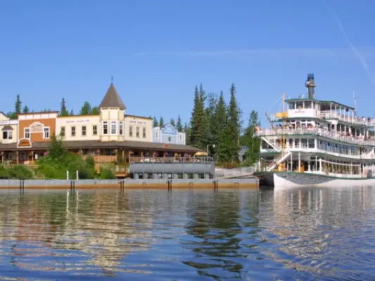 Riverboat Discovery Tour
