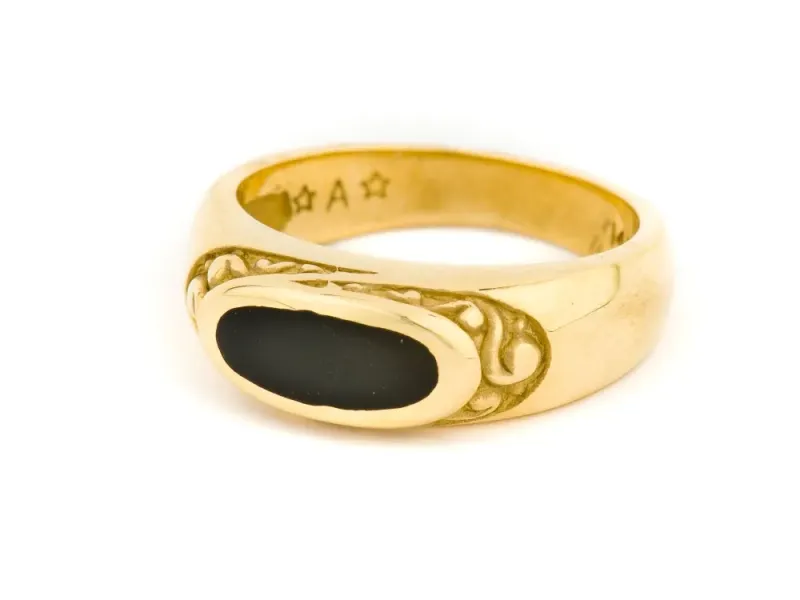 Alaska Black Petrified Wood Floral Engraved Ladies Ring